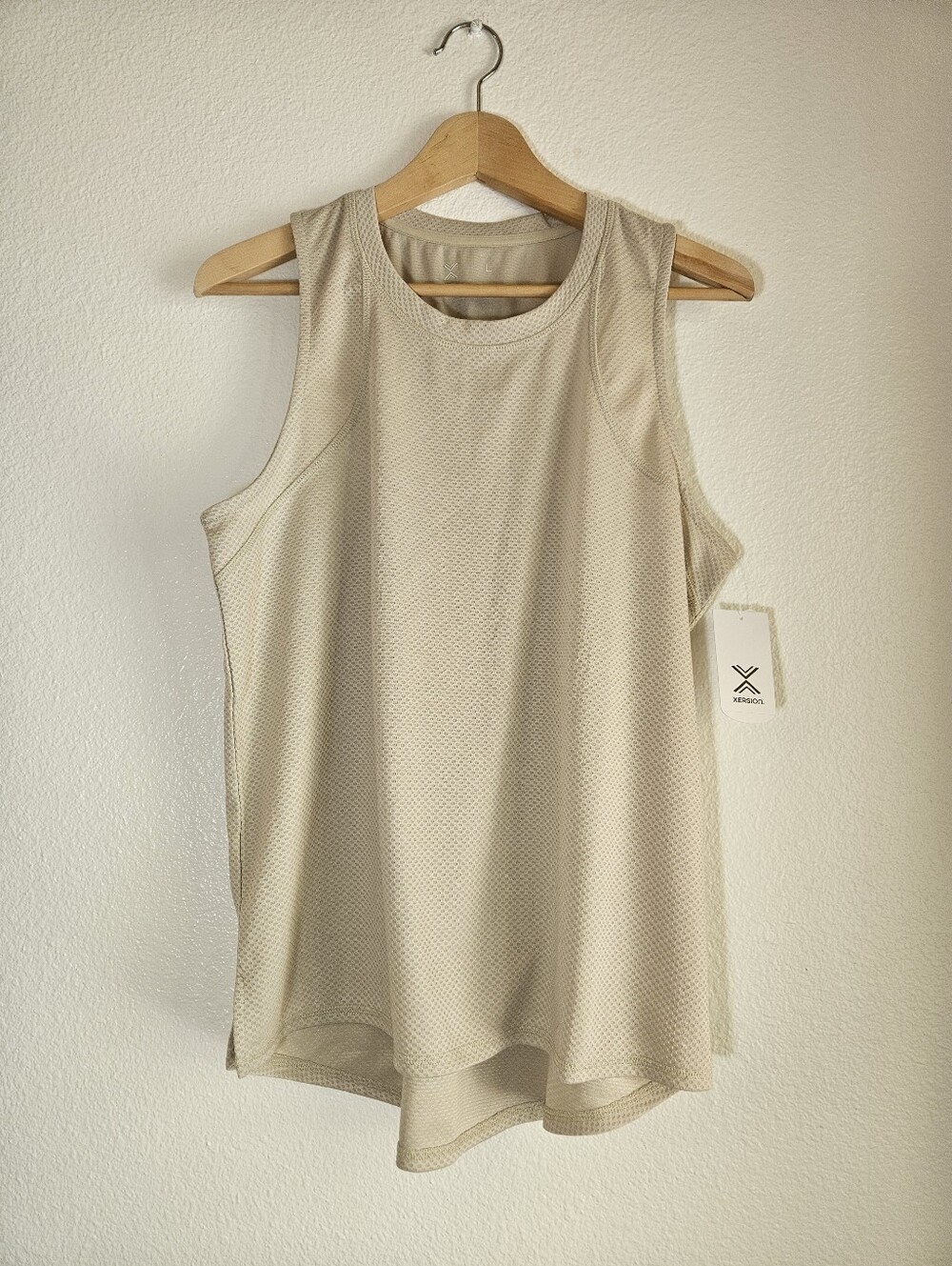 Xersion Quick Dri Beige Mesh Athletic Tank Top
